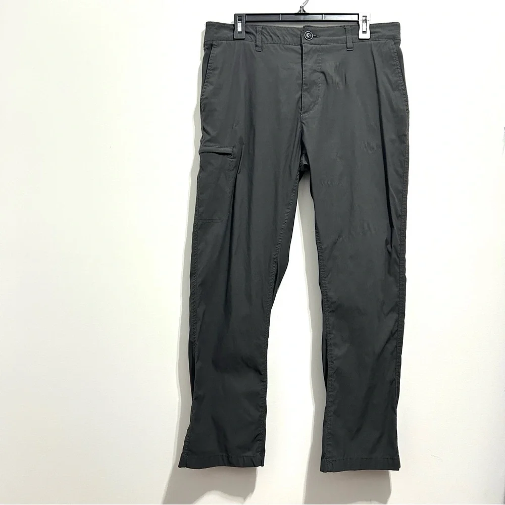 Ub Tech UNIONBAY Men's Dark Gray Cargo Pants Classic Fit Modern Stretch 36Wx30L - Picture 4 of 12